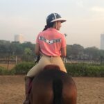 Jacqueline Fernandez Instagram - @amateurridersclub the best way to get your Vitamin D for the day!! 🌈
