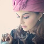 Jacqueline Fernandez Instagram - On my way to Lulu at Al-Barsha🌸 see you soon!! @rawpressery #UAEgetsRAW #luluhypermarket @shaanmu @tanghavri #mydubai