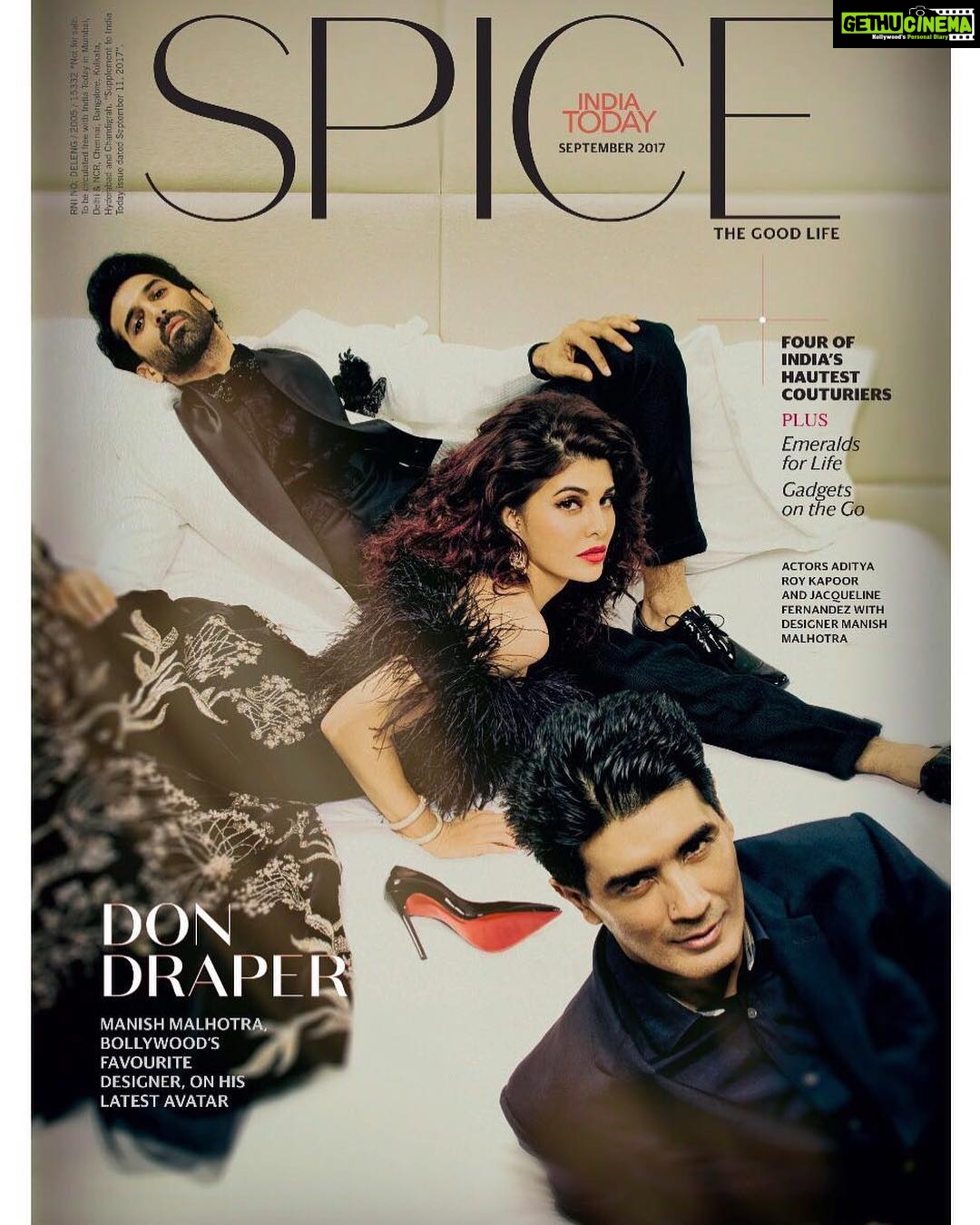 Jacqueline Fernandez Instagram - No one does it like you @manishmalhotra05!! 💃🏻 On @india.today Spice with this legend