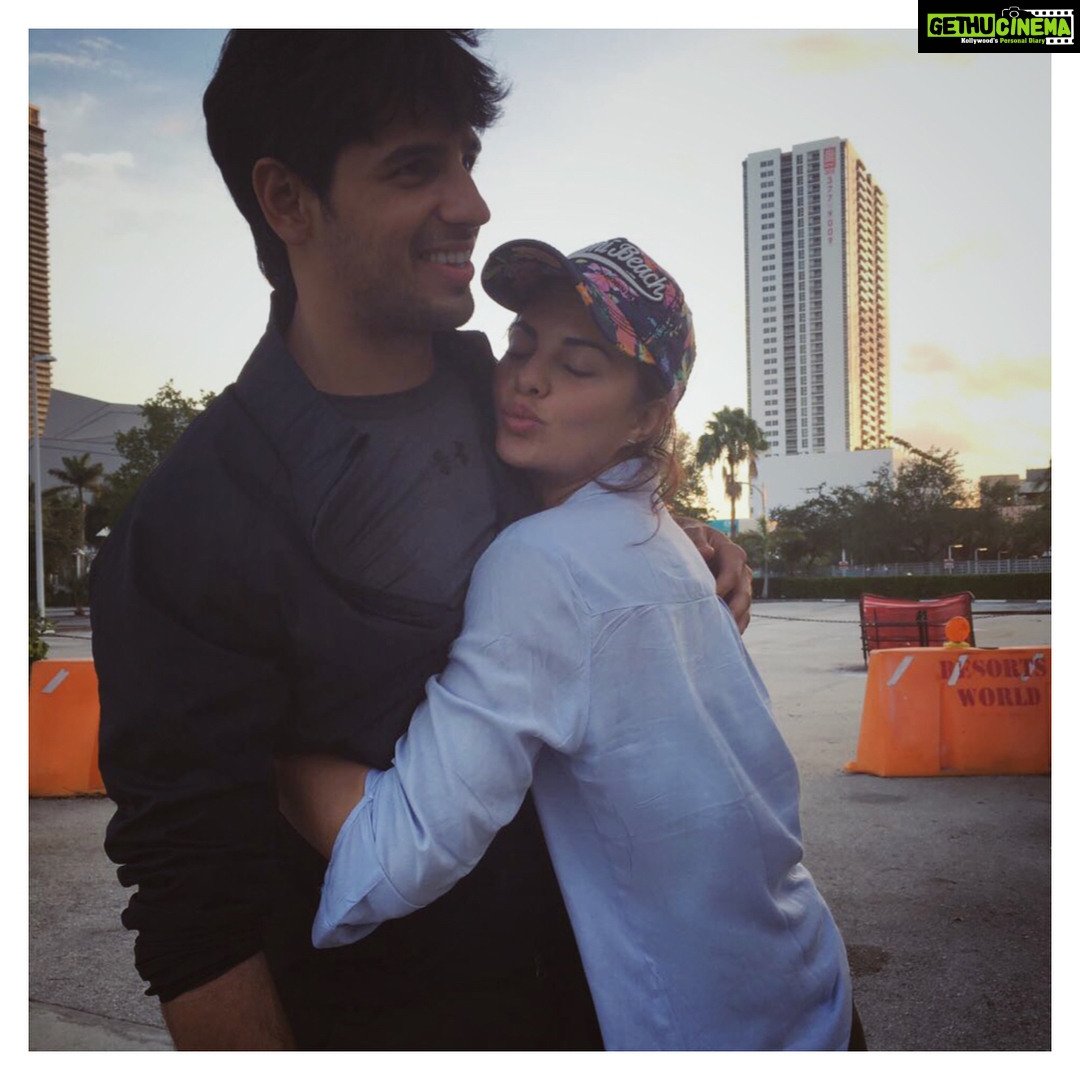 Jacqueline Fernandez Instagram - Only 7 days to go @s1dofficial (swipe left to see the ♥️) #agentleman #25thaugust #miamimemories