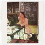 Jacqueline Fernandez Instagram - I had a part time job as a waitress when I was 14.. This sure brought back memories!! Can I take your order pls!! @ithinkfitnesscafe rocks!!!! #healthy #happy #fit 💟💟💟 Ithinkfitness Cafe
