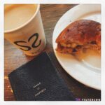 Jacqueline Fernandez Instagram - A quick little brekkie before heading out at my fav #crussh must try the bulletproof coffee here 😍😍😍 #organic #yum #healthyaf #bananabagel Crussh