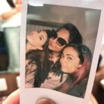 Jacqueline Fernandez Instagram – It’s a Polaroid kinda day on set @pinka25 @samidha_w 🌸🌸🌸 #drive 📽