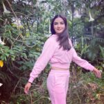 Jasmin Bhasin Instagram - Bloom & Shine✨✨
