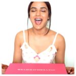 Jasmin Bhasin Instagram - Wasn't this #NeverHaveIEver Challenge fun? 😍 All thanks to Veet Cold Wax Strips and its superior salon like results that made all of these body hair worries un-relatable! Now you too can enjoy 28 days of salon smoothness from the comfort of your house! ✨ Just #VeetItToBelieveIt! ✌️ @veetindia