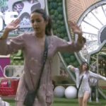 Jasmin Bhasin Instagram – Jas is setting the mood right for 2021 🥳💃🏻 #MorningDanceParty #GrooveItLikeJas #TeamJasmin #JBinBB14 

Loungewear – @budandtulip

Watch the #BB14 episodes on @colorstv every day and before TV on @vootselect 📺

#BB14 #JBinBB #AbScenePaltega #BiggBoss14 #BiggBoss #BiggBoss2020 #Colors #JasminBhasin #BBlikeABoss
@beingsalmankhan