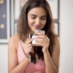 Jasmin Bhasin Instagram - Get yourself someone who looks at you, the way Jas looks at Nutella 😍😋🥰🍫 #TeamJasmin #JBinBB14 Photographer: @rishabdahiya #BB14 #JBinBB #AbScenePaltega #BiggBoss14 #BiggBoss #BiggBoss2020 #Colors #JasminBhasin #BBlikeABoss