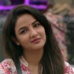 Jasmin Bhasin Instagram – Are you watching?! 👀 #BiggBoss 

Watch the #BB14 episodes on @colorstv every day and before TV on @vootselect 📺

#BB14 #JBinBB14 #TeamJasmin #JBinBB #AbScenePaltega #BiggBoss14 #BiggBoss #BiggBoss2020 #Colors #JasminBhasin
@beingsalmankhan