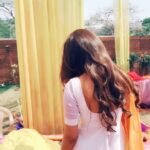 Jasmin Bhasin Instagram – Because in our case holi comes a bit early 👻
#bts #roha #diltohappyhaiji Film City