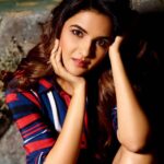 Jasmin Bhasin Instagram – Don’t ever underestimate a woman. She will surprise you at every turn 🌈 
Shot by @narenballarofficial 
Makeup by @makeupbymahekkbhutt Dada Saheb Phalke Chitranagari