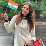 Jasmin Bhasin Instagram - सारे जहाँ से अच्छा हिन्दोस्तां हमारा हम बुलबुलें हैं इसकी ये गुलिस्तां हमारा🇮🇳 Jai hind Happy Independence Day!! Outfit by @the_homeaffair_jaipur @dinky_nirh