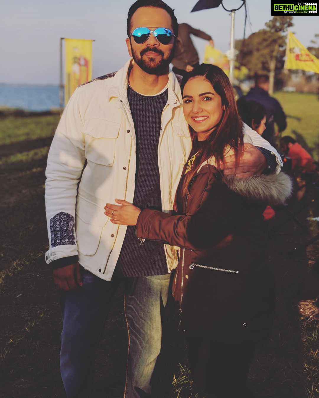 Jasmin Bhasin Instagram - We may have wrapped up the show - but this show has forever unwrapped a side of me I never knew existed. Despite the mental and physical challenges, I will be forever grateful to this amazing team that have helped shape up a lifetime of memories and one of the best times of my life. Thank you so much, team Fear Factor India, Rohit sir and my new favorite country, Argentina! You will all be terribly missed ❤ #kkk9 @colorstv