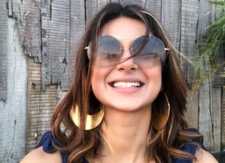 Jennifer Winget Instagram - If you dont have a Sm;)e, I’ll Lend you mine!