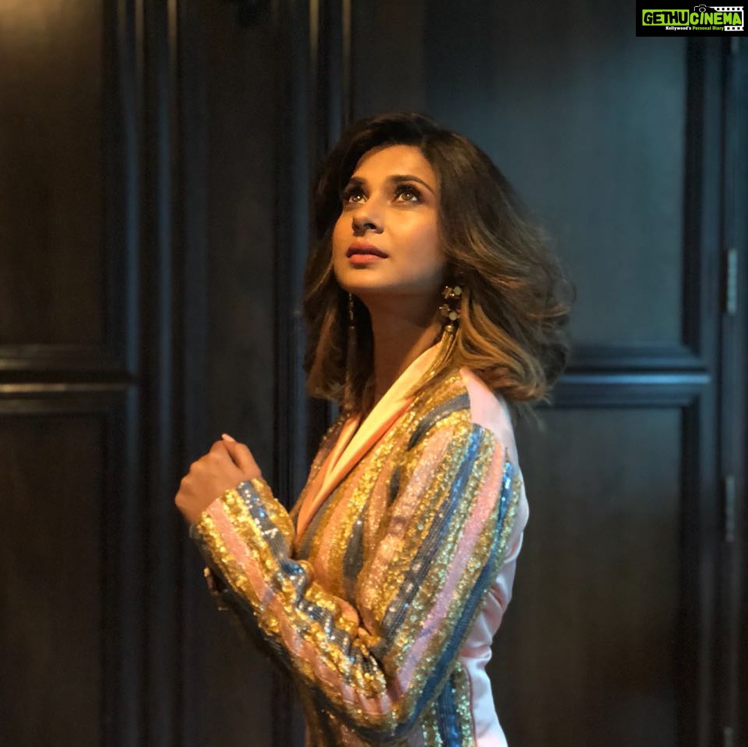 Jennifer Winget Instagram - #Throwback to my Sassy Saturday with #lorealparisxbalmain