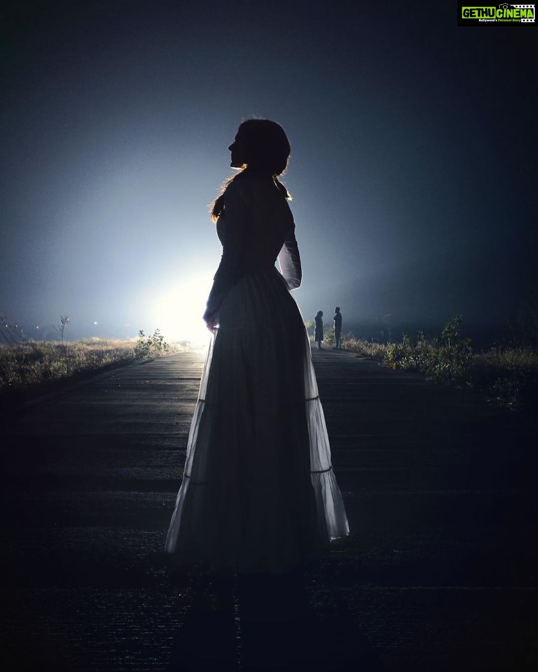 Jennifer Winget Instagram - A Cinderella story. #knockonwood Pic courtesy: @sehban_azim