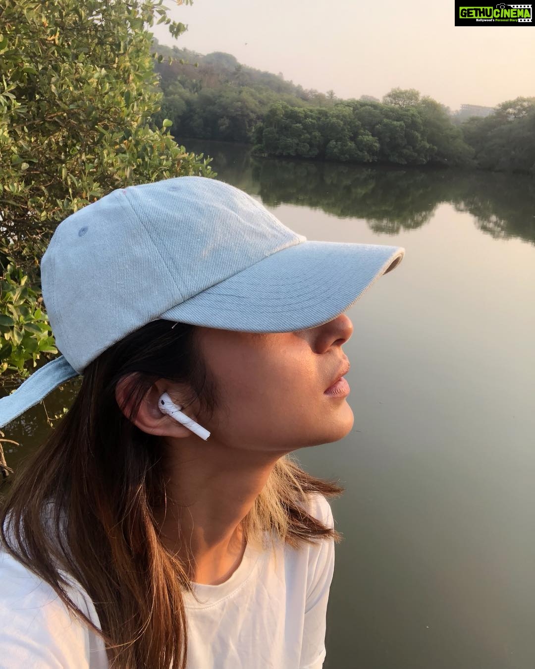 Jennifer Winget Instagram - Still waters run deep #sundowner #sunsetsbelike #darkwater