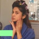 Jennifer Winget Instagram - Eucalyptus-enriched greens to the rescue!! Check out my 10-minute #instadetox to pure, matte velvety looking skin amidst a frenzied shoot schedule. U likey as much as I likey? Total indulgence and love at first try - just what we all need! Danka @lorealskin #lorealparisindia #claymasks. Video credit - @popokokoproductions