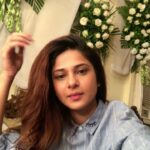 Jennifer Winget Instagram – A BIG THANK YOU FOR FOR A BIRTHDAY THAT’s TOTALLY TRENDING! Here’s how you could be my wingman and take this birthday beyond! #WingitWithWinget