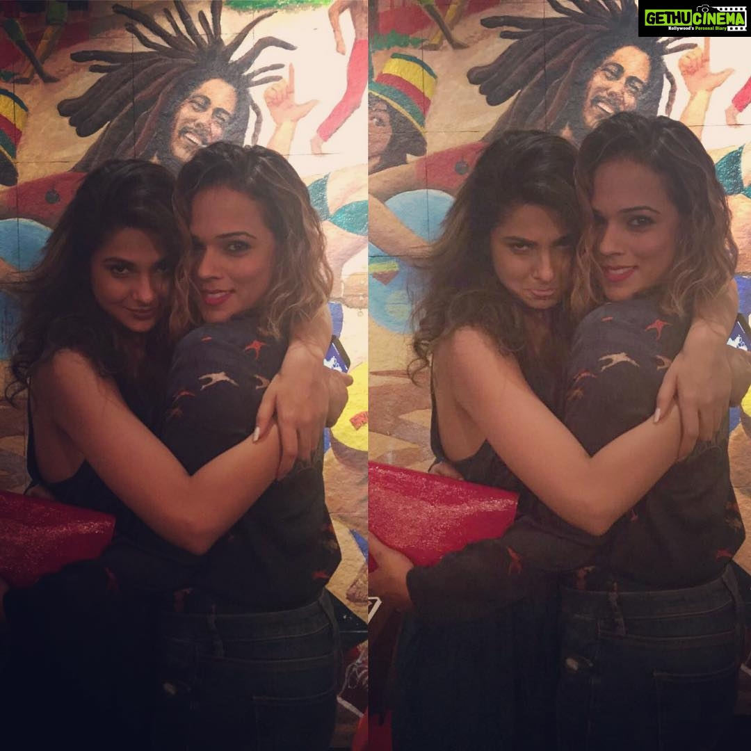 Jennifer Winget Instagram - @caseymaguire101 I'm not letting her go!!!!!#soulsista#myshubzie#friendsforlifeandbeyond