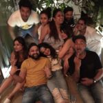 Jennifer Winget Instagram - My shiny happy people... ✨✨I love you all soooo much!! Thank you @templemk @zzzraj for another memorable night. #magicmoments❤️