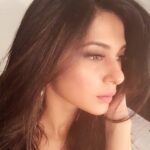 Jennifer Winget Instagram - Up close and personal😉