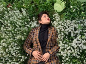 Jennifer Winget Instagram - The earth, it laughs in flowers 🌸 
.
#mysecretgarden