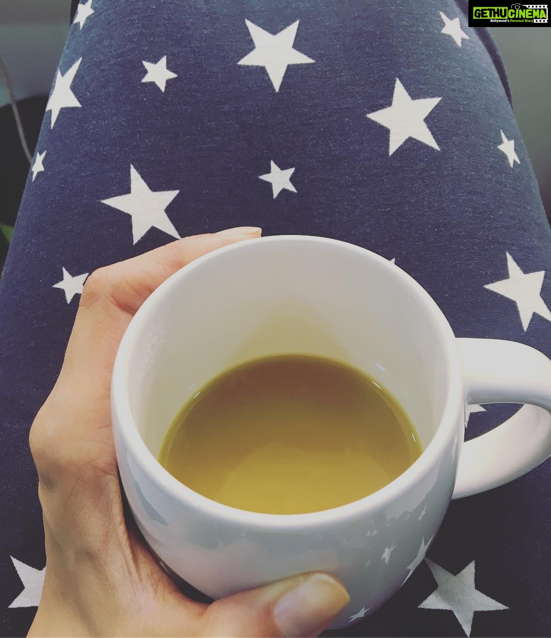 Kajal Aggarwal Instagram - My #liquidgold early in the am 😍 #turmericlatte #makehealthachoice #andalifestyle