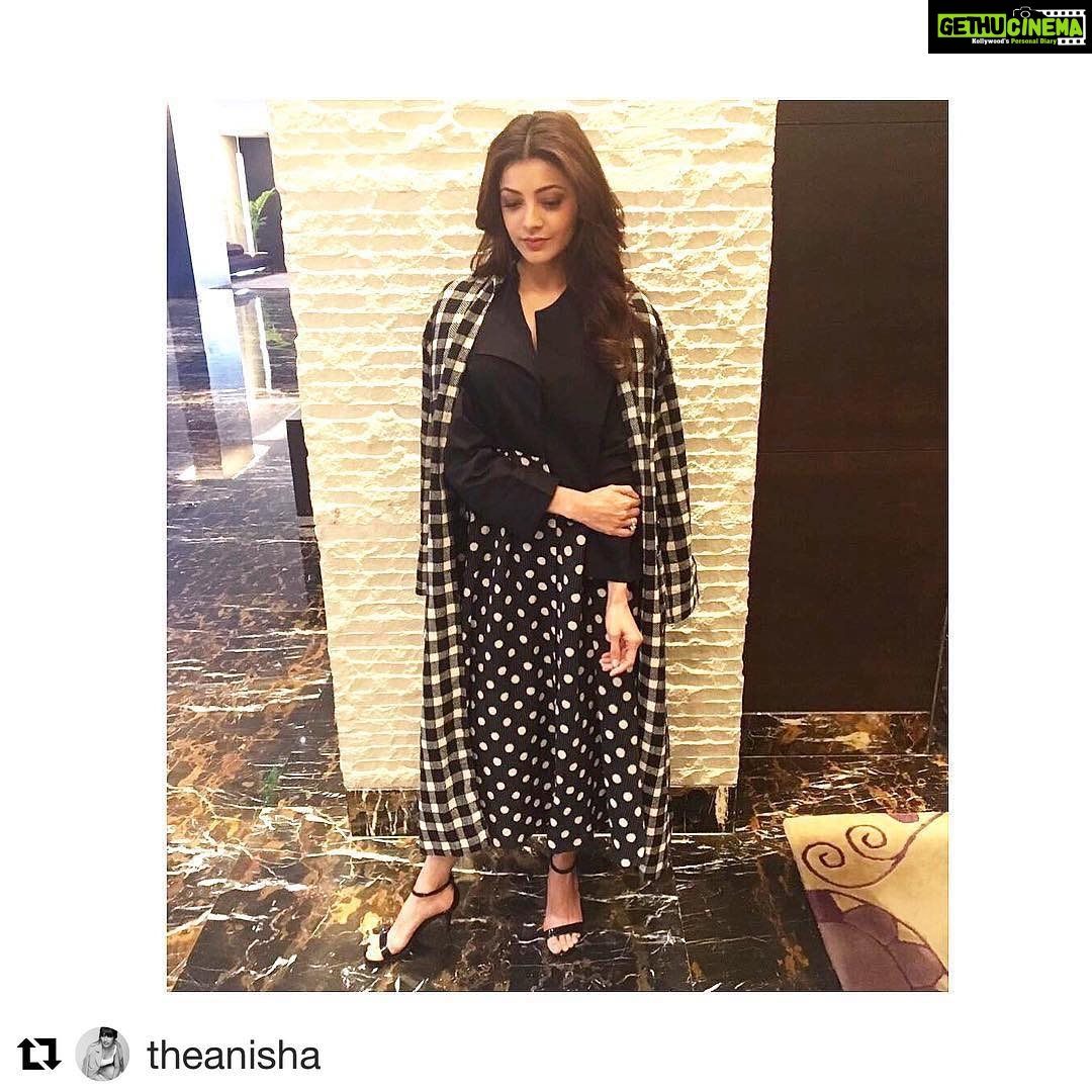 Kajal Aggarwal Instagram - #Repost @theanisha with @repostapp ・・・ @kajalaggarwalofficial is mixing it up in separates from @bungaloweight for promotions of #khaidino150 in Hyderabad today! Assisted by @missdeepak #kajalaggarwal Park Hyatt Hyderabad