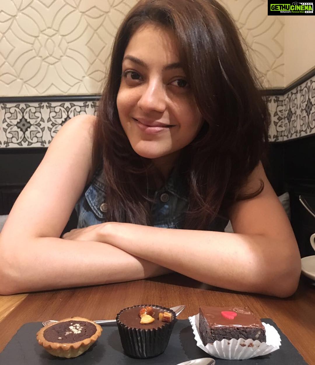 Kajal Aggarwal Instagram - #toeatornottoeat #dilemma #desertlove #chocolate
