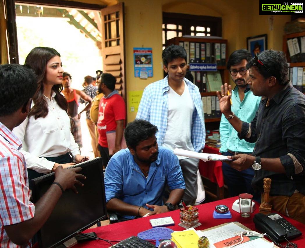 Kajal Aggarwal Instagram - #kavalaivendam with @actorjiiva and @deekay_06 coming soon! 🎈