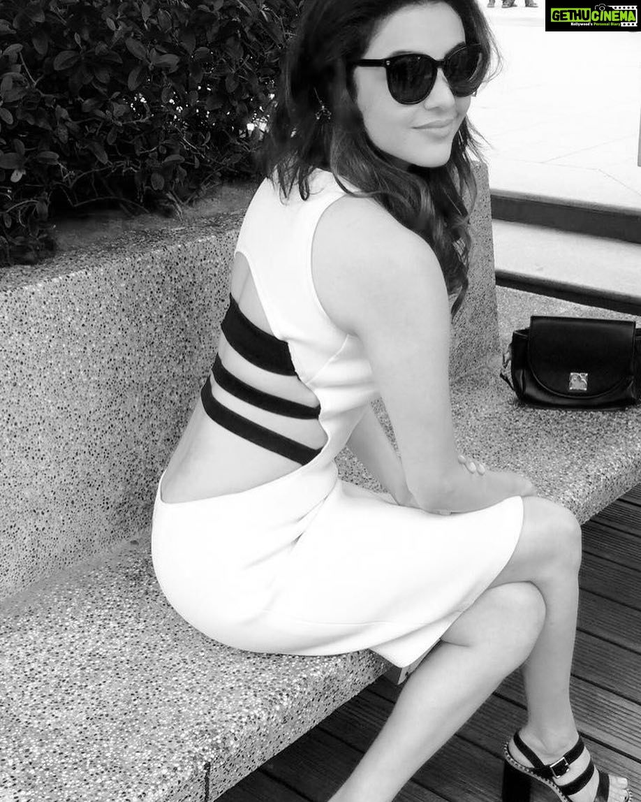Kajal Aggarwal Instagram - #imbringingsexyback