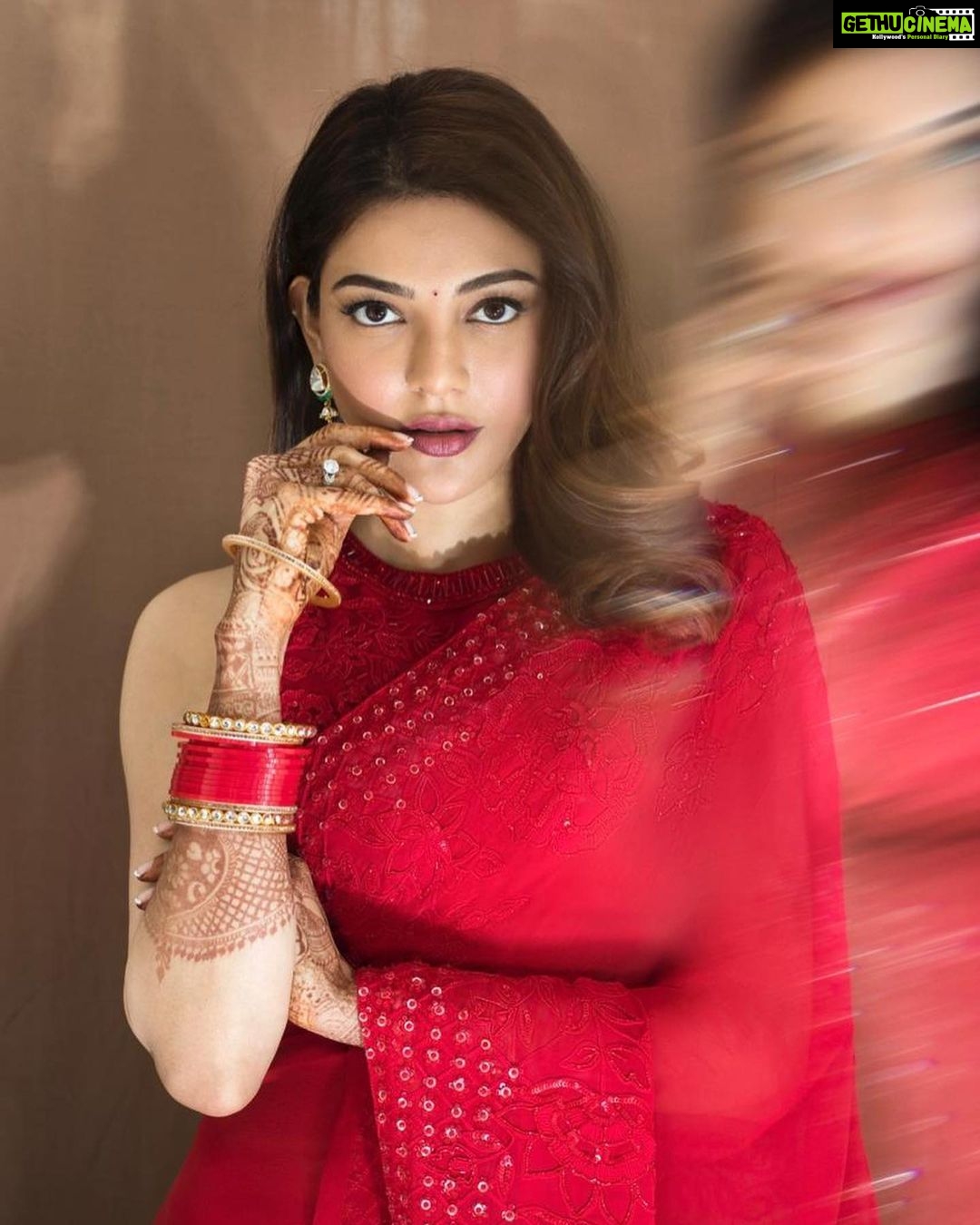 Kajal Aggarwal - 1 Million Likes - Most Liked Instagram Photos