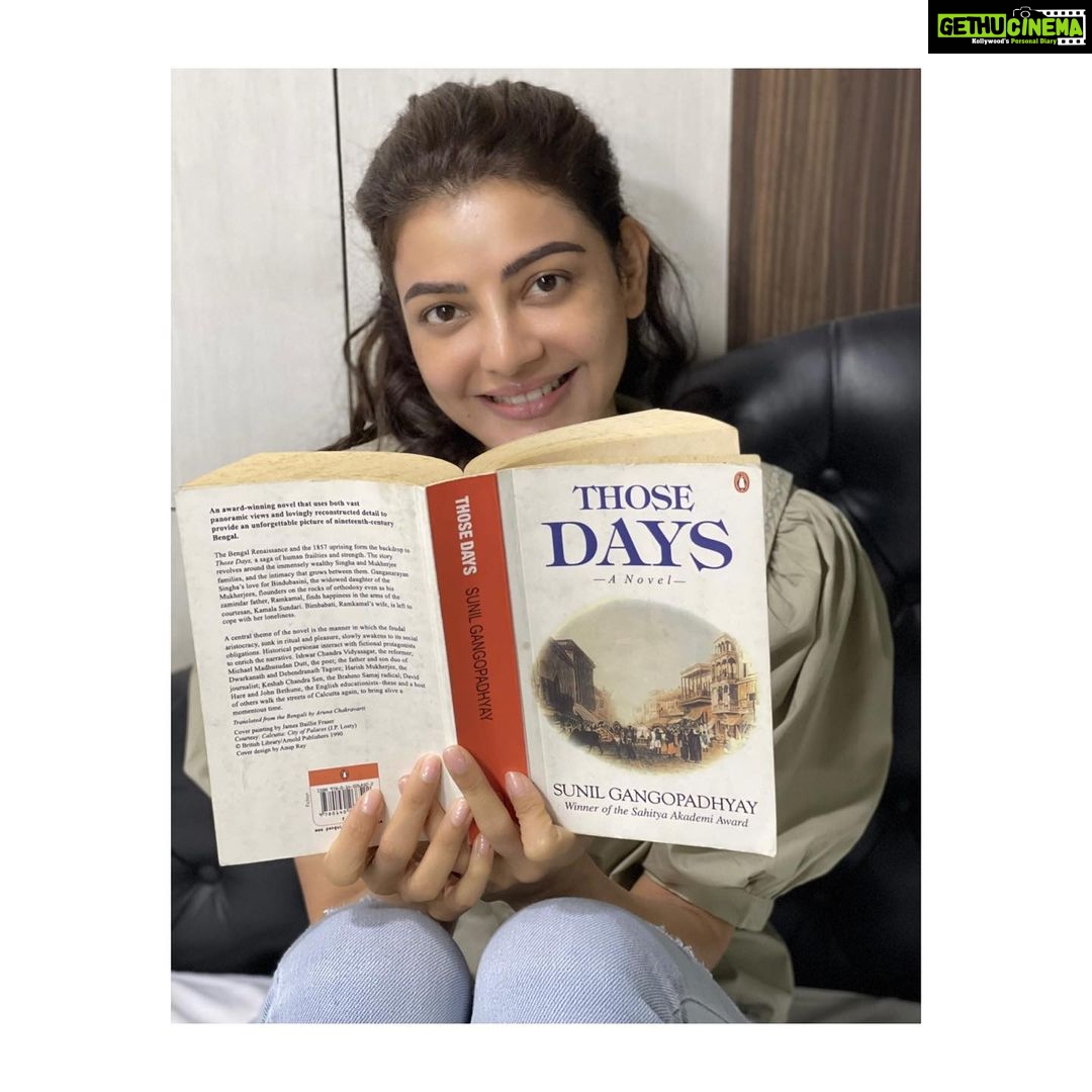 Kajal Aggarwal Instagram - #bookwormforever 🤓 Kolkata
