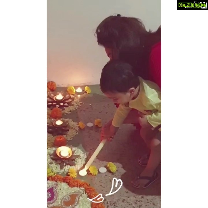 Kajal Aggarwal Instagram - As the Diwali festival begins, let’s spread the light of brighter and greater ideas, let’s be enlightened and enlighten others. Have a great Diwali week, strengthen the bonds with family and friends and stay blessed forever.