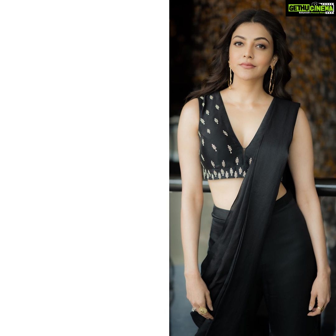 Kajal Aggarwal Instagram - @devnaagri @kirathelabel @fizzygoblet @shreejarajgopal @vishalcharanmakeuphair @hairbymegha @stories_throughthelens