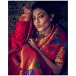 Kajal Aggarwal Instagram - ❤️ @vishalcharanmakeuphair @suzaneemmanuel @abhitabhkame