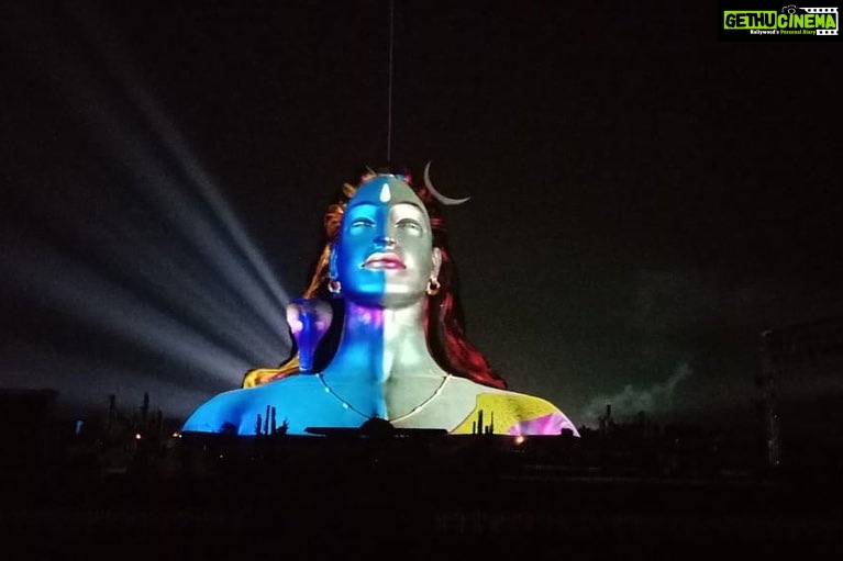 Kajal Aggarwal Instagram - Ishaana Sarvavidyanam Ishvara Sarvabhutanam Brahmadhipati Brahmanodhipati Brahma Shivo Me Astu Sadashivoham #mahashivratri2019 #ardhanareshwara #inallglory #RoarForYogiShiva @sadhguru @isha.foundation Isha Foundation, Velliangiri Foothills, Coimbatore, Tamil Nadu