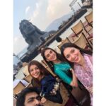 Kajal Aggarwal Instagram - Best way to celebrate #Mahashivratri ❤️🙏🏻 @sadhguru @tamannaahspeaks @ranadaggubati @aditiraohydari Adiyogi Shiva Statue