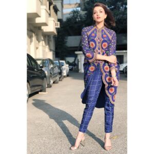 Kajal Aggarwal Instagram - @nupurkanoi @omega @nkdivya 💙