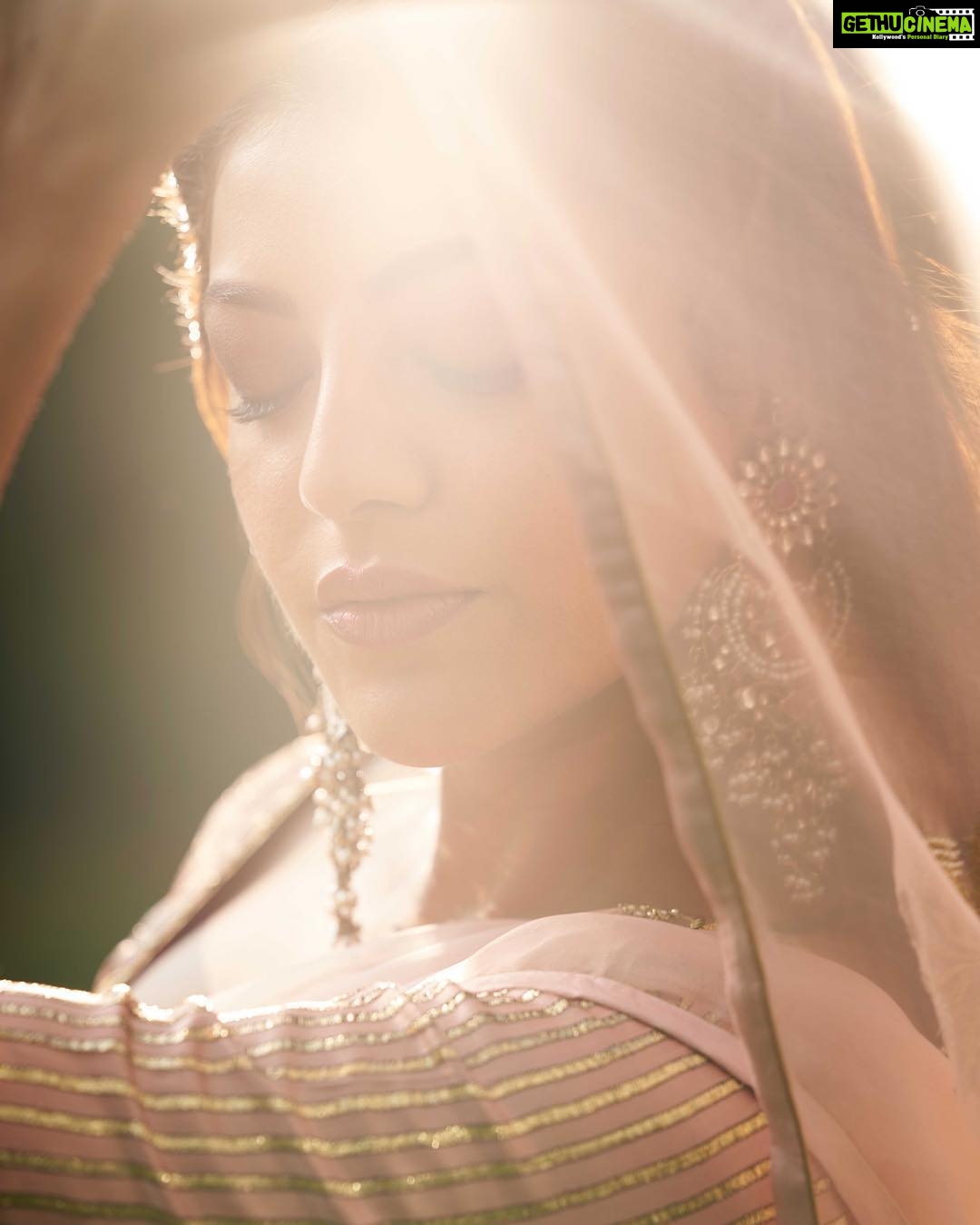 Kajal Aggarwal Instagram - “She was like the sun, She knew her place in the world - She would shine again regardless of all the storms and changeable weather She wouldn't adjust her purpose for things that pass.” -Nikki Rowe