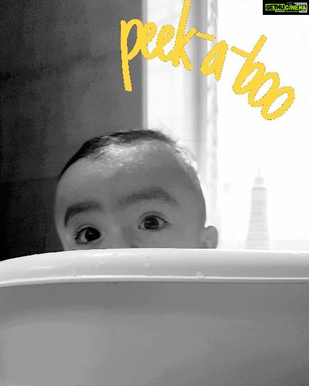 Kajal Aggarwal Instagram - #peekaboo #loveofmylife #majormissing #ishaanvalecha