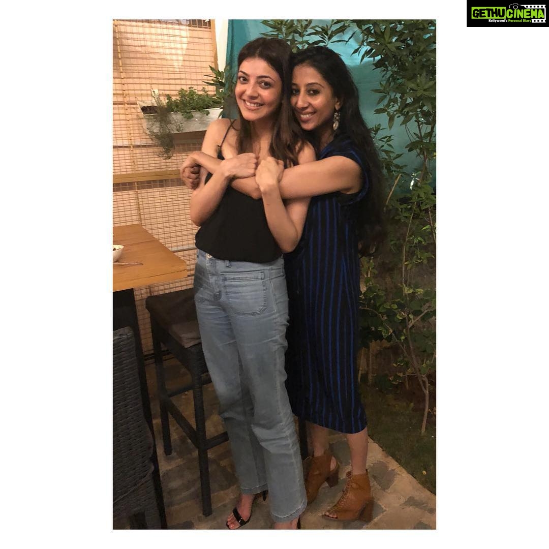 Kajal Aggarwal Instagram - With my gorgeous @suhanipittie 💕 #hydevenings