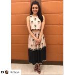 Kajal Aggarwal Instagram – #Repost @nkdivya with @get_repost
・・・
Sparkling 💫💫 @kajalaggarwalofficial in 
Outfit – @payalsinghal 
Earrings – @sangeetaboochra 
Make up – @vishalcharan86 
Hair – @ashwini_hairstylist