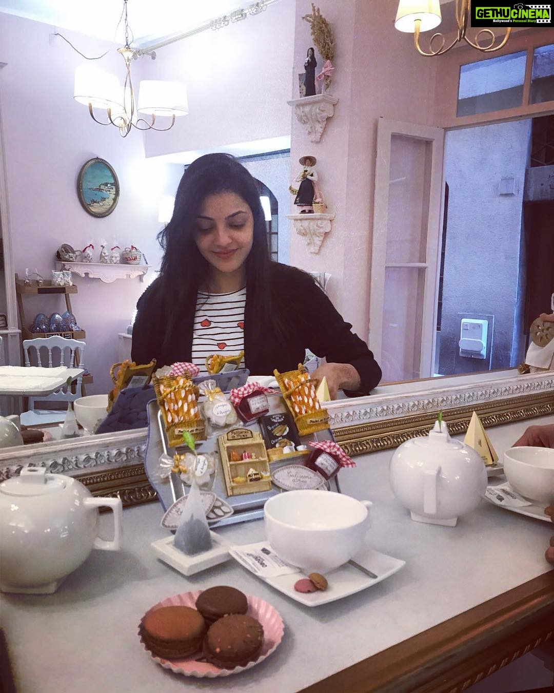 Kajal Aggarwal Instagram - #macarons #hiteas and all things French ☕️ ANGEA Nice