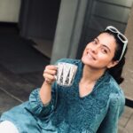 Kajol Instagram - ‪ ‪Pencil me into your diary & come have a cup of tea with me. I want to know what you guys have been upto so headover to twitter, use #ChaiAndGupshupWithKajol & lets chit-chat!‬ ‪📸Credits - Yug‬