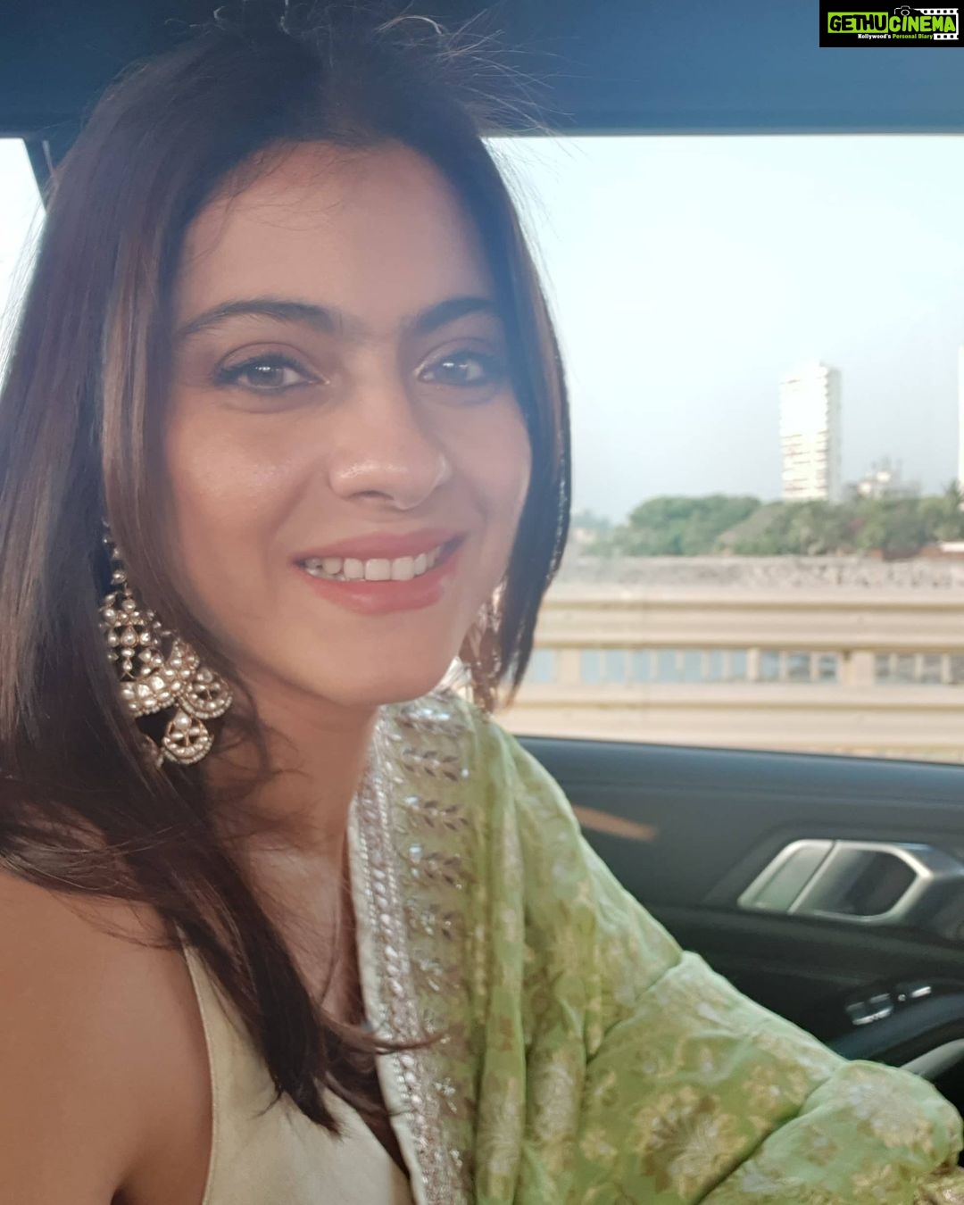 Kajol Instagram - Carfie from a few days back... weirdly nice #movingon #colourmehappy #Devi