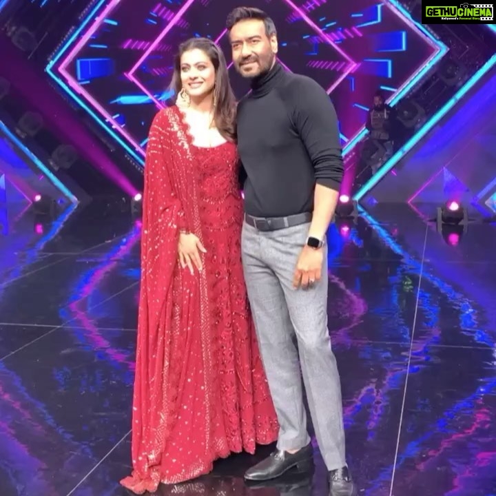 Kajol Instagram - Boom clap .... last leg of promotions ... #tanhaji #almosttime