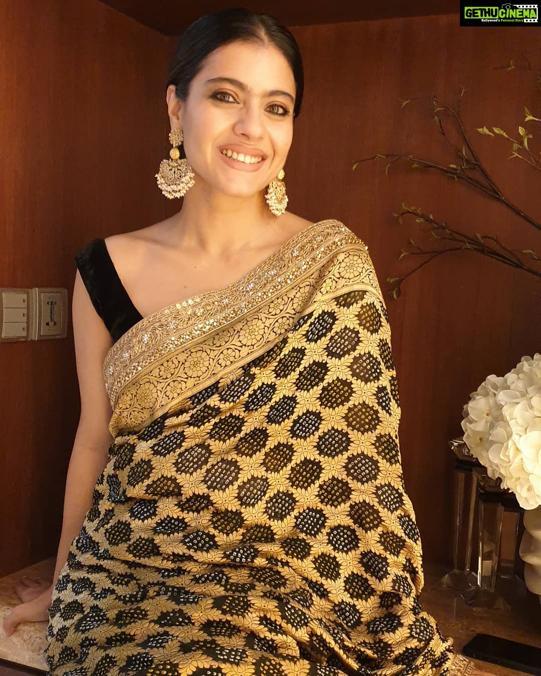 Kajol Instagram - Happy Ganesh Chathurthi to one an all. And no I cant look bored and pouty when I feel I'm looking good ;)