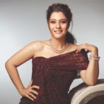Kajol Instagram - Still won’t let go of Red! Miss 🎅.... 2019 is gonna be all decked up #spreadthelove #happycheer