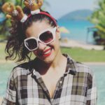 Kajol Instagram - A very merry Christmas to allllll........ #christmas #christmasday #beachychristmas #waves #funinthesand #bestxmasever